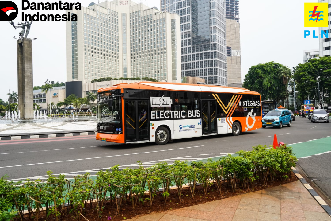 Inisiasi Penghematan Energi, Puluhan Ribu Insan PLN Serentak Terapkan Clean Energy Day